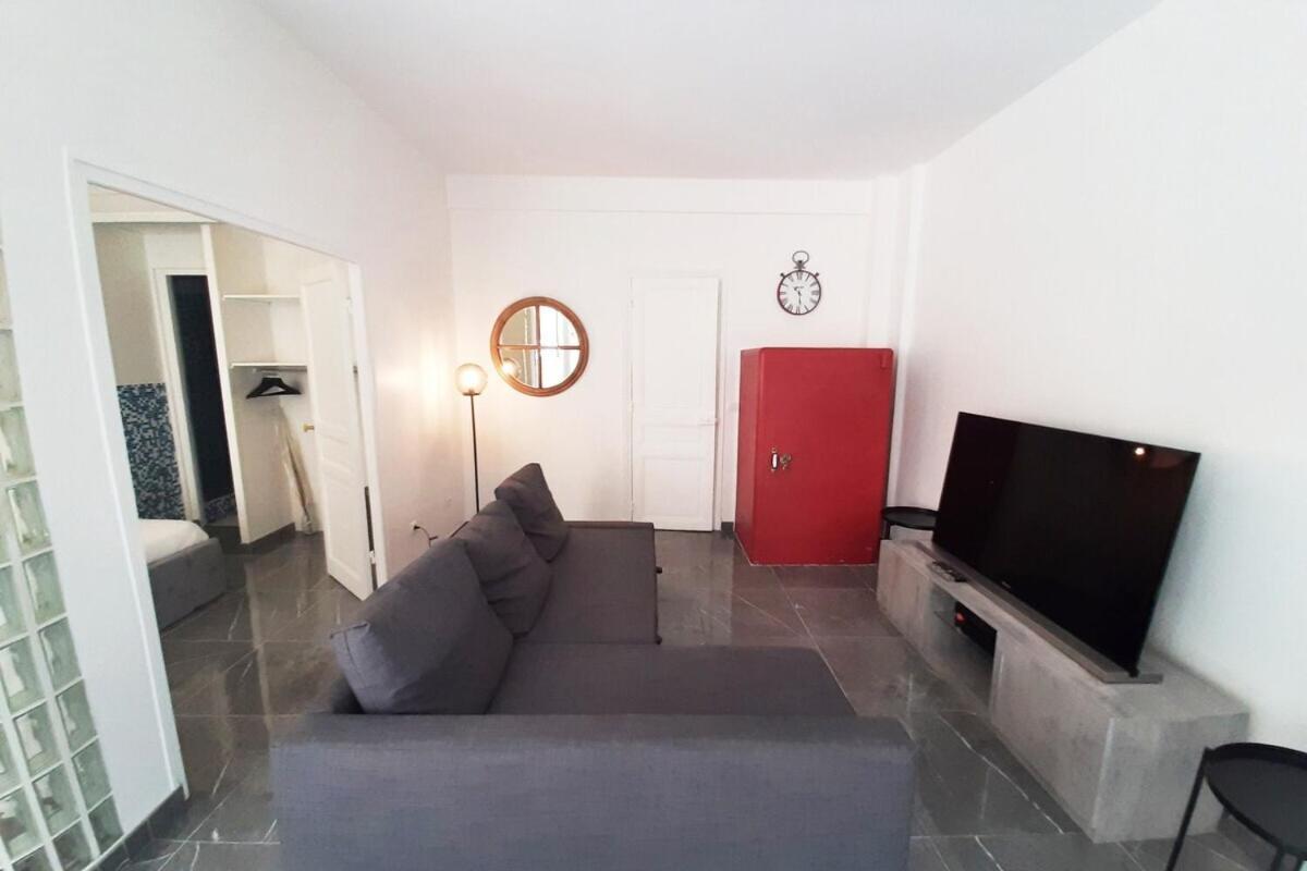 Sweet Apartment In Paris Montmartre Luaran gambar