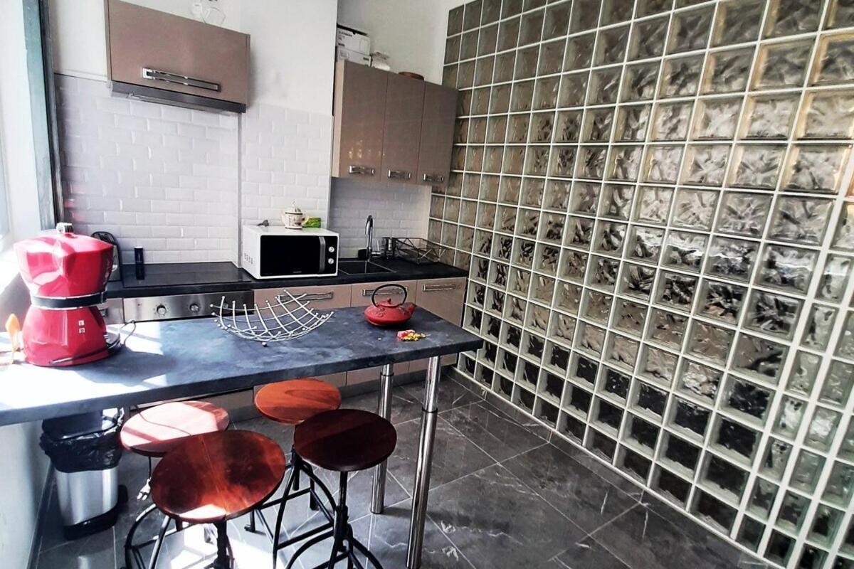 Sweet Apartment In Paris Montmartre Luaran gambar